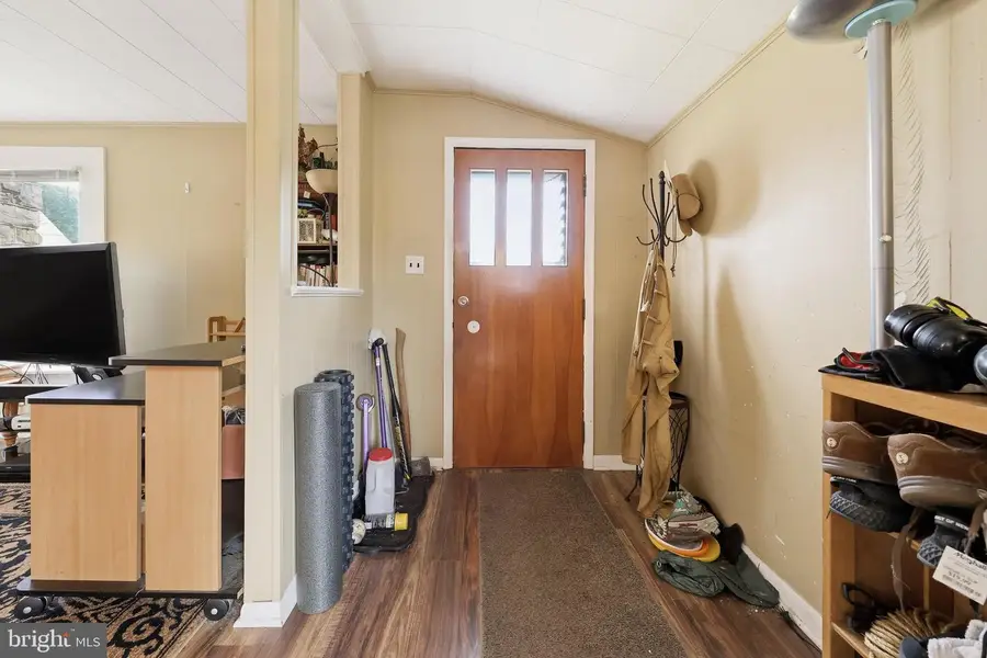 25327 Highfield Rd, Cascade, MD 21719 - #2