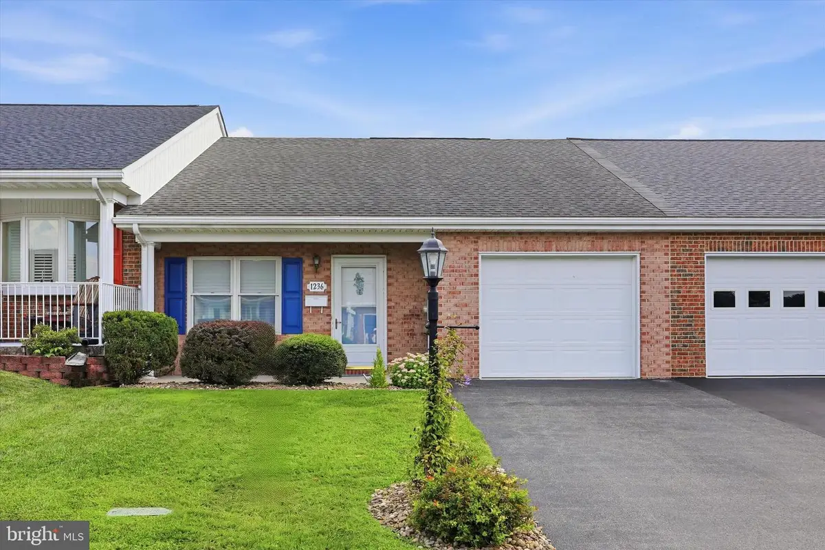 1236 Grand Legacy Dr, Hagerstown, MD 21740 - #1