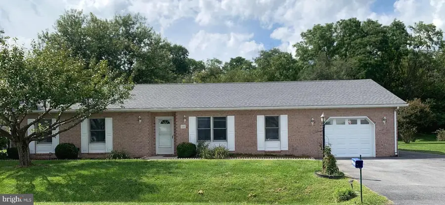 15 Plantation Dr, Hagerstown, MD 21740 - #3