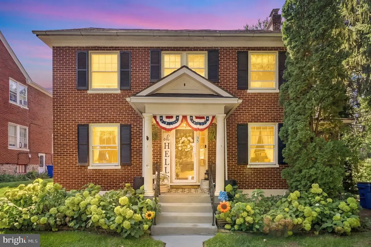 35 E Irvin Ave E, Hagerstown, MD 21742 - #1