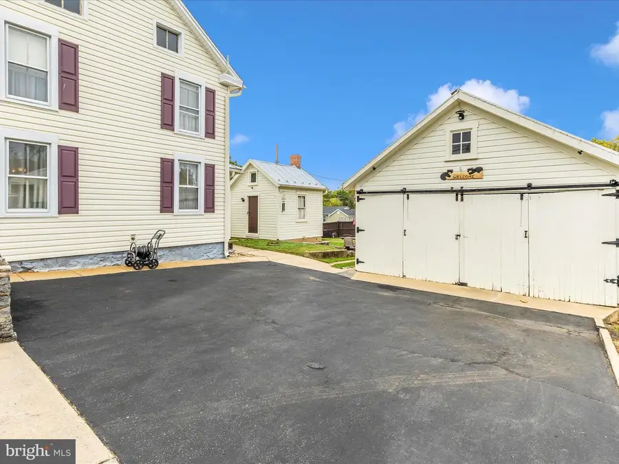 201 S Mechanic St, Sharpsburg, MD 21782 - #2