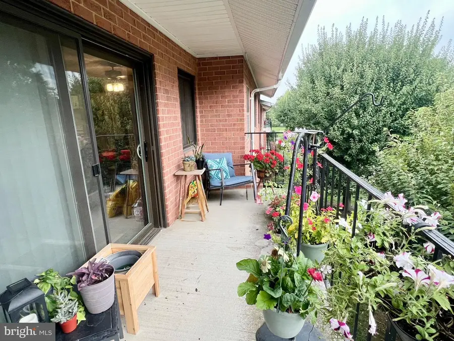 1631 Edgewood Pl #204, Hagerstown, MD 21740 - #3