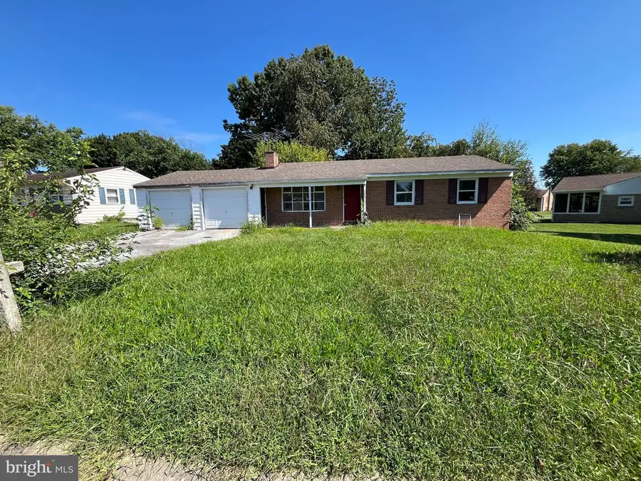 17518 Green Meadow Ln, Hagerstown, MD 21740 - #2