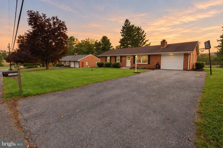 12526 Ashton Rd, Clear Spring, MD 21722 - #2
