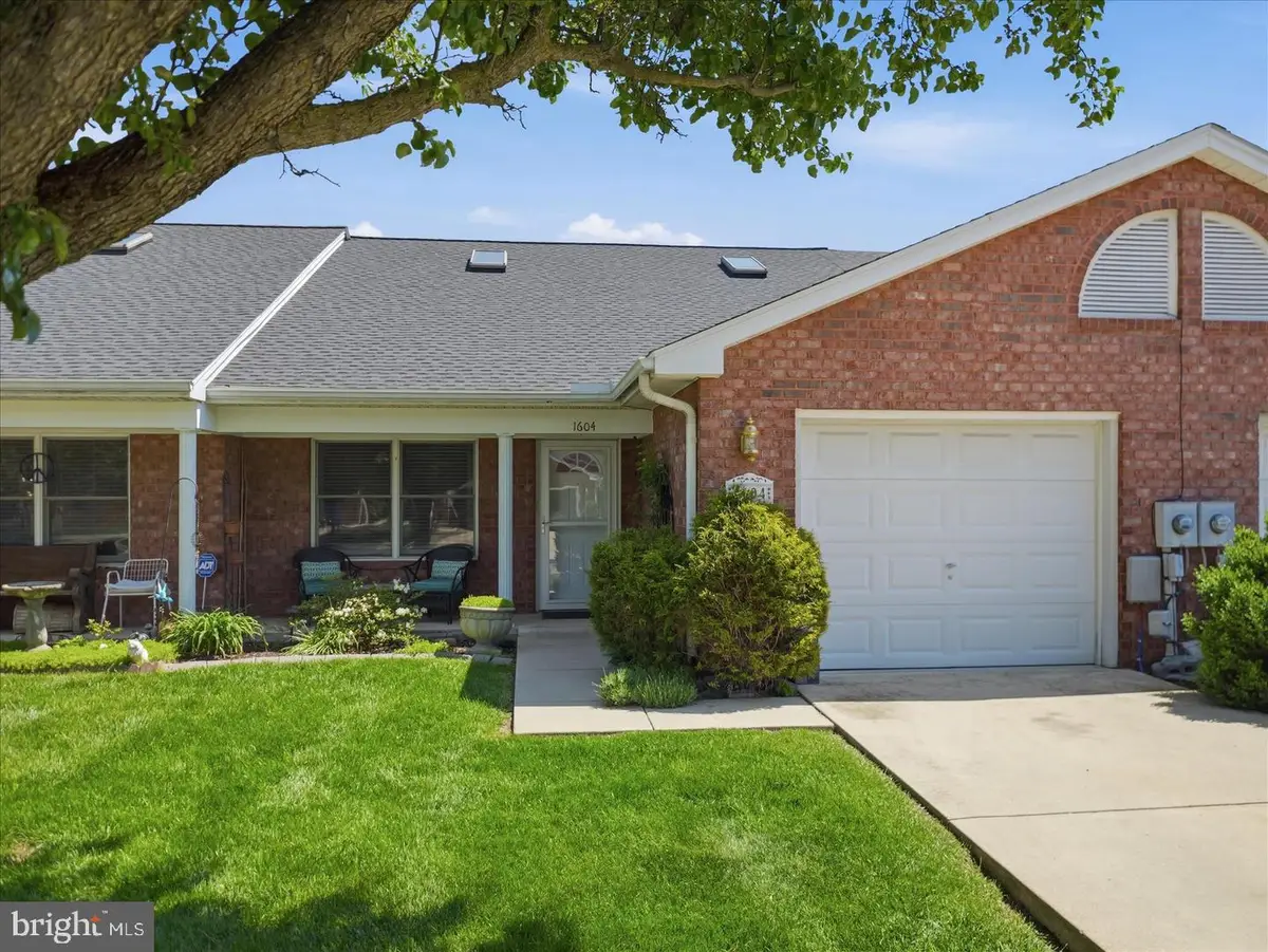 1604 Langley Dr, Hagerstown, MD 21740 - #1