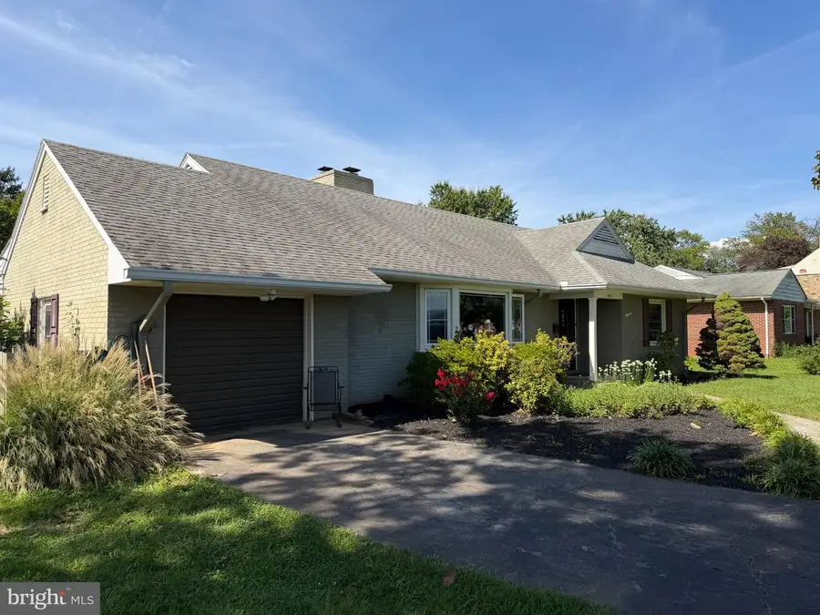 1411 Potomac Ave, Hagerstown, MD 21742 - #3