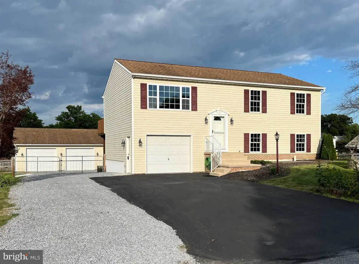 15932 Hibiscus Dr, Hagerstown, MD 21740 - #1