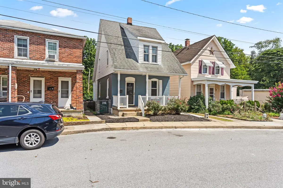 7 Moller Ave, Hagerstown, MD 21740 - #1