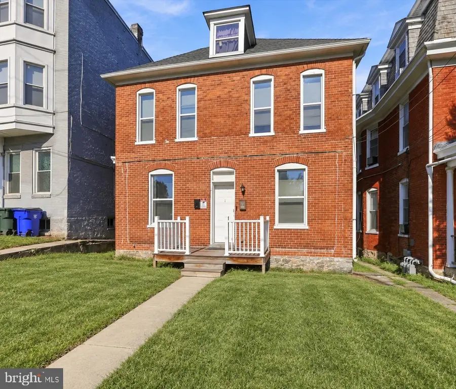 329 Summit Ave, Hagerstown, MD 21740 - #3