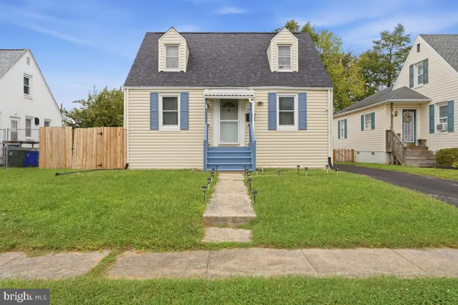 1044 Beechwood Dr, Hagerstown, MD 21742 - #2