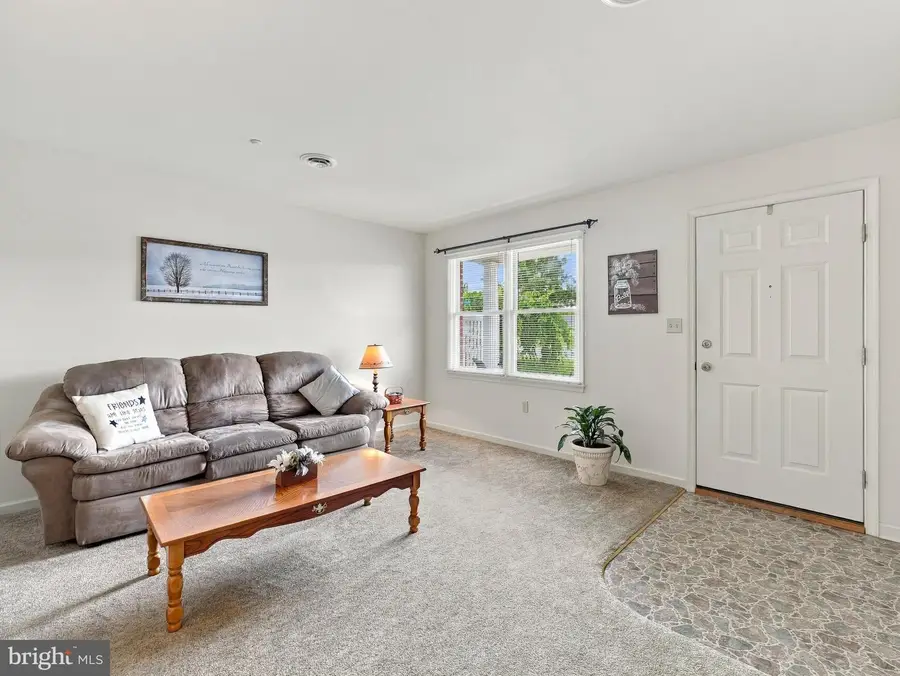 119 Buttercup Dr, Hagerstown, MD 21740 - #3