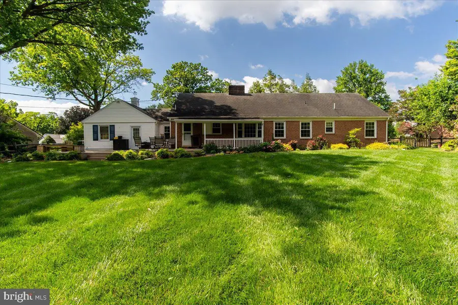 19022 Cherry Tree Dr, Hagerstown, MD 21742 - #2