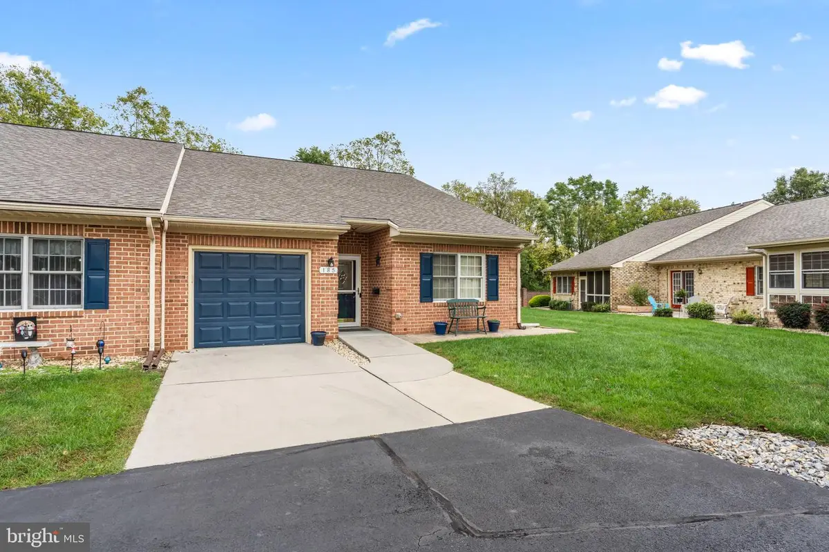 185 Sunbrook Ln #200, Hagerstown, MD 21742 - #1