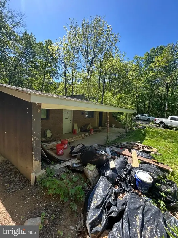 9432 Crystal Falls Dr, HAGERSTOWN, MD 21740