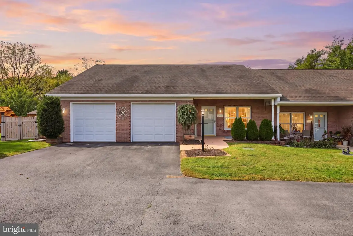 10736 Bower Ave, Williamsport, MD 21795 - #1