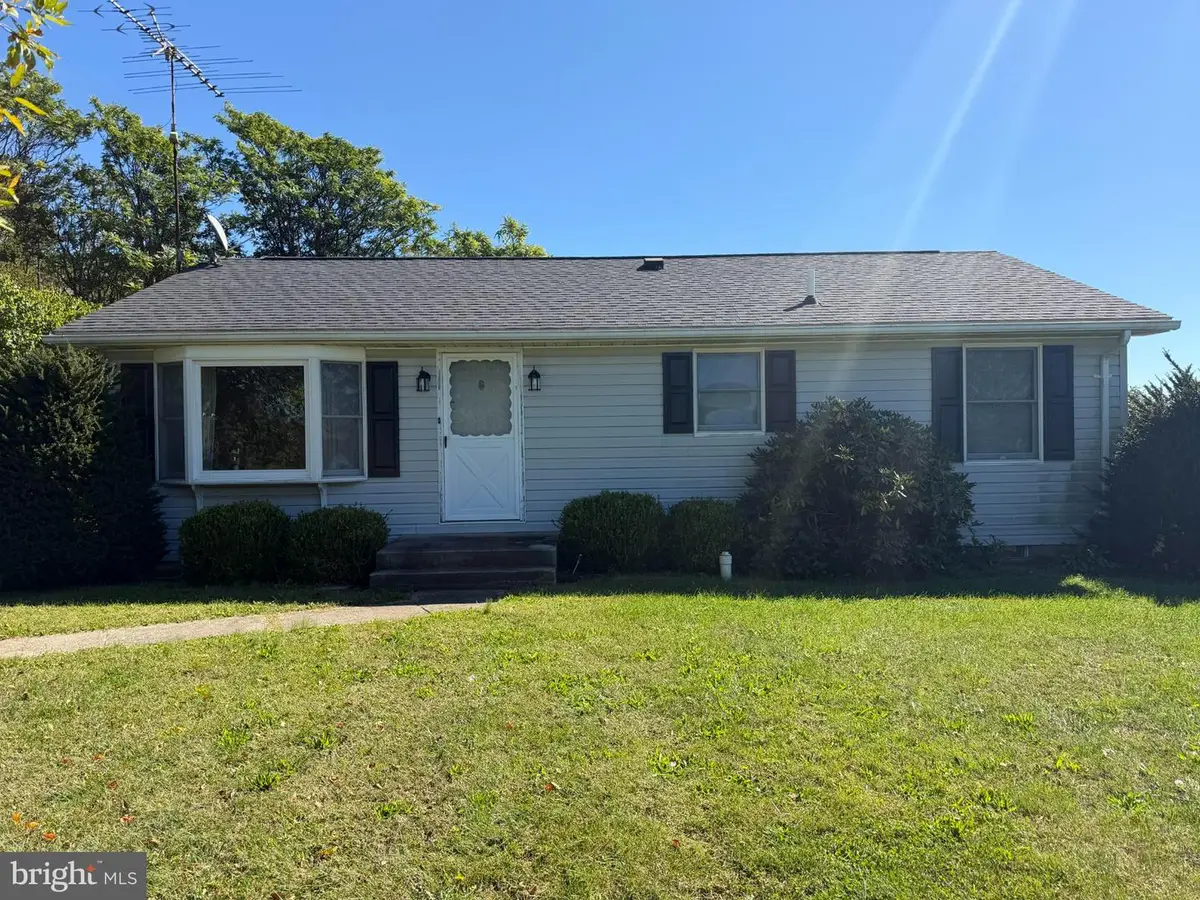 10537 White Hall Rd, Hagerstown, MD 21740 - #1