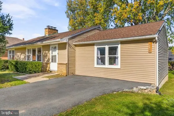 18720 Rolling Rd, Hagerstown, MD 21742 - #3