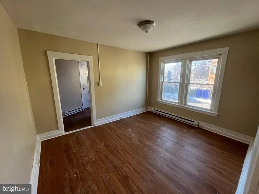 400 Mitchell Ave, Hagerstown, MD 21740 - #3
