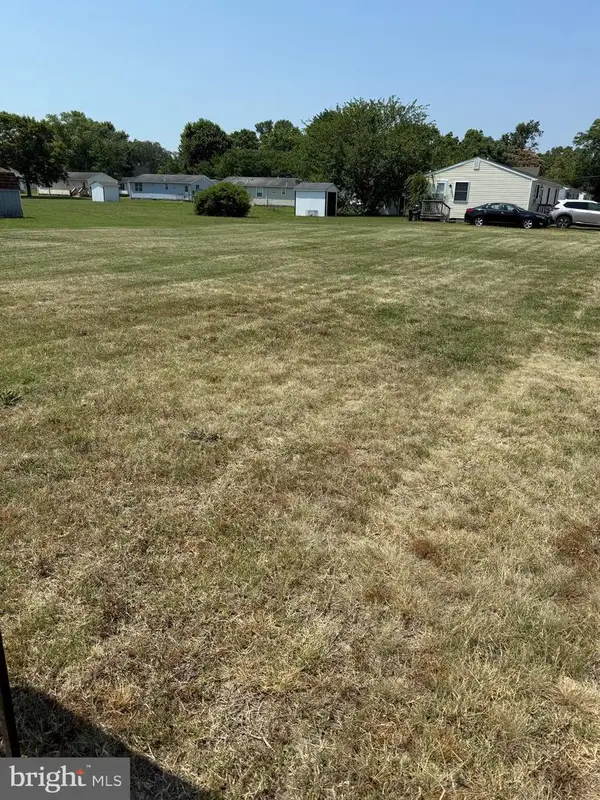 207 & 209 N Dulany Ave, FRUITLAND, MD 21826