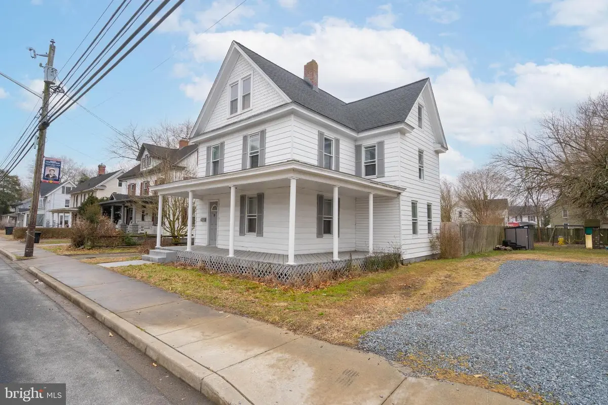 412 E State St, Delmar, MD 21875 - #1