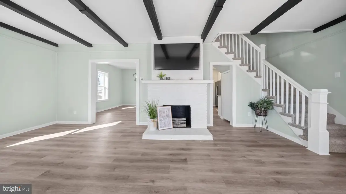 603 E Chestnut St, Delmar, MD 21875 - #1