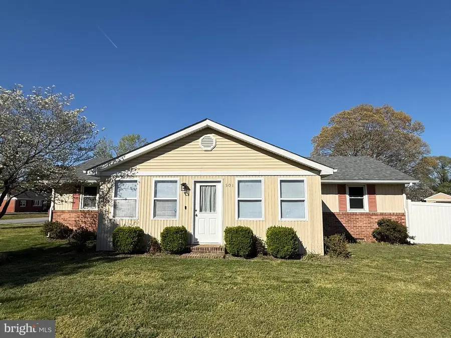 501 Chestnut St, Hebron, MD 21830 - #2