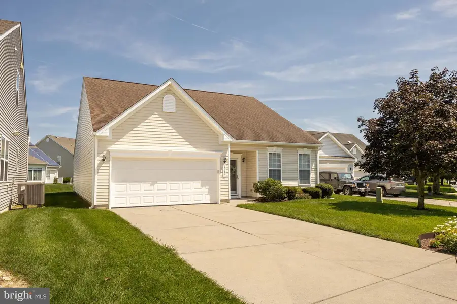 9187 Clubhouse Dr, Delmar, MD 21875 - #2