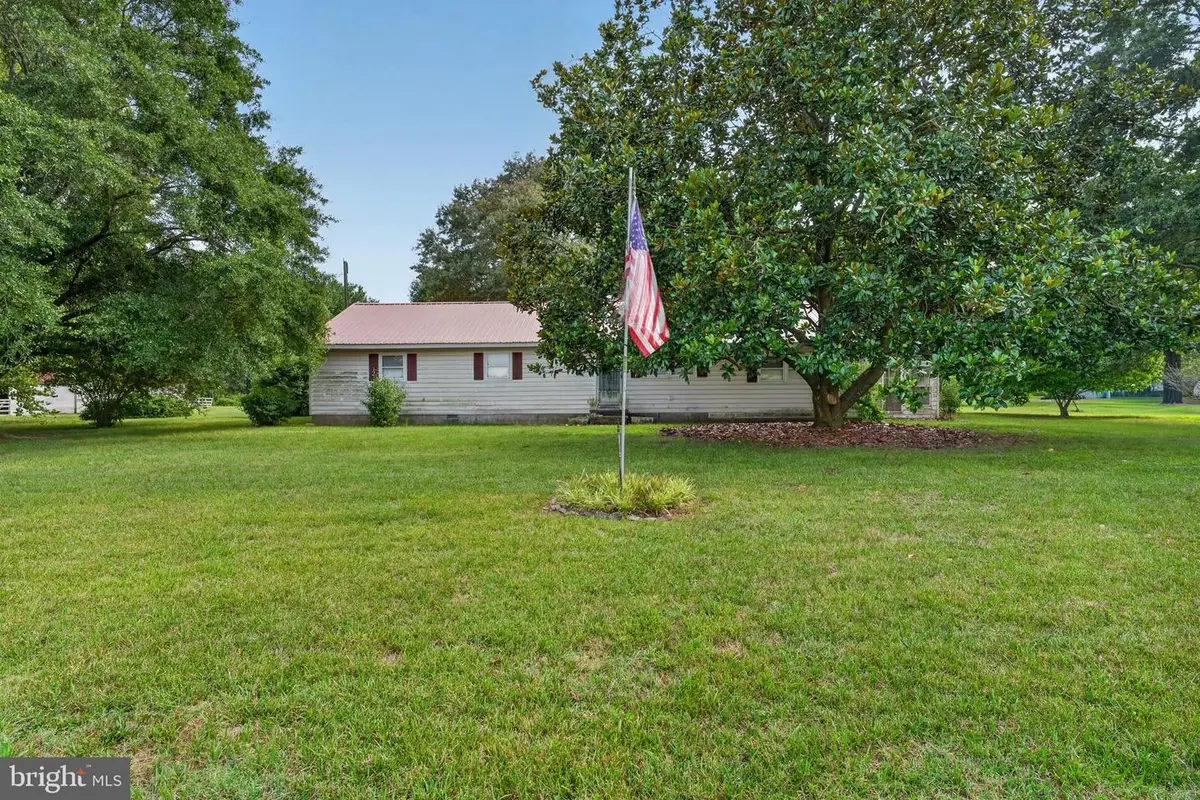 33997 E Line Rd, Delmar, MD 21875 - #1