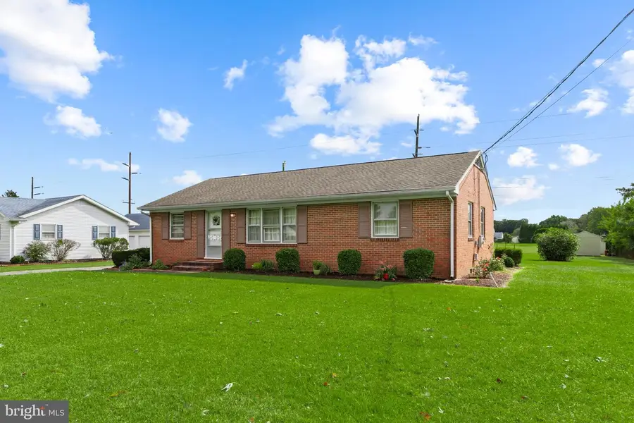 325 Calvin Dr, Salisbury, MD 21804 - #2