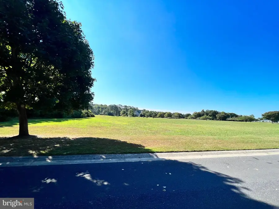 11334 Newport Bay Dr, Berlin, MD 21811 - Image #2