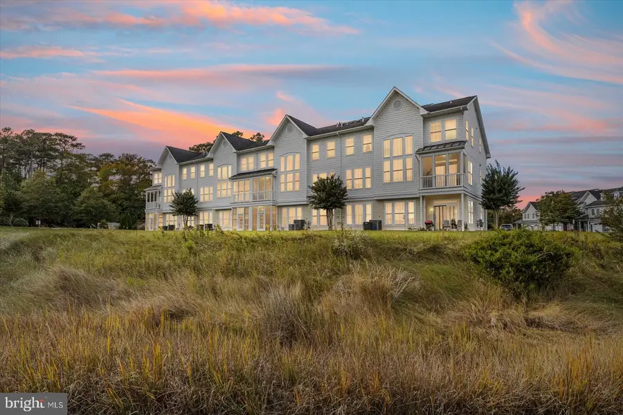 11100 Blockade Ln #202, Berlin, MD 21811 - Image #2