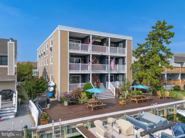 707 94th St #302, OCEAN CITY, MD 21842