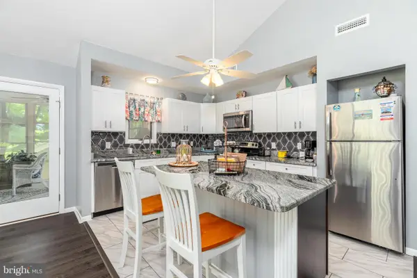 63 Drawbridge Rd, OCEAN PINES, MD 21811