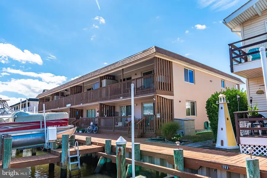128 Captains Quarters Rd #201, Ocean City, MD 21842 - #2