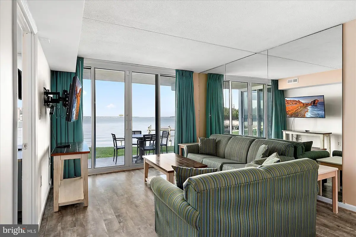 302 32nd St #104, Ocean City, MD 21842 - Image #1