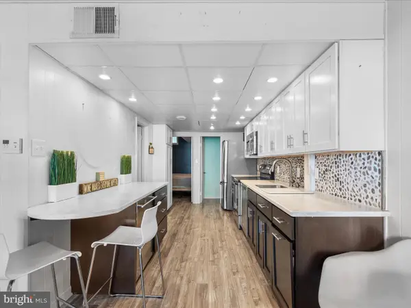 9 130th St #106, OCEAN CITY, MD 21842