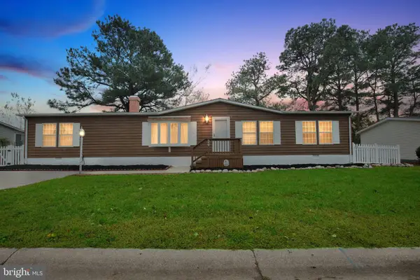 24 Coastal Dr, BERLIN, MD 21811