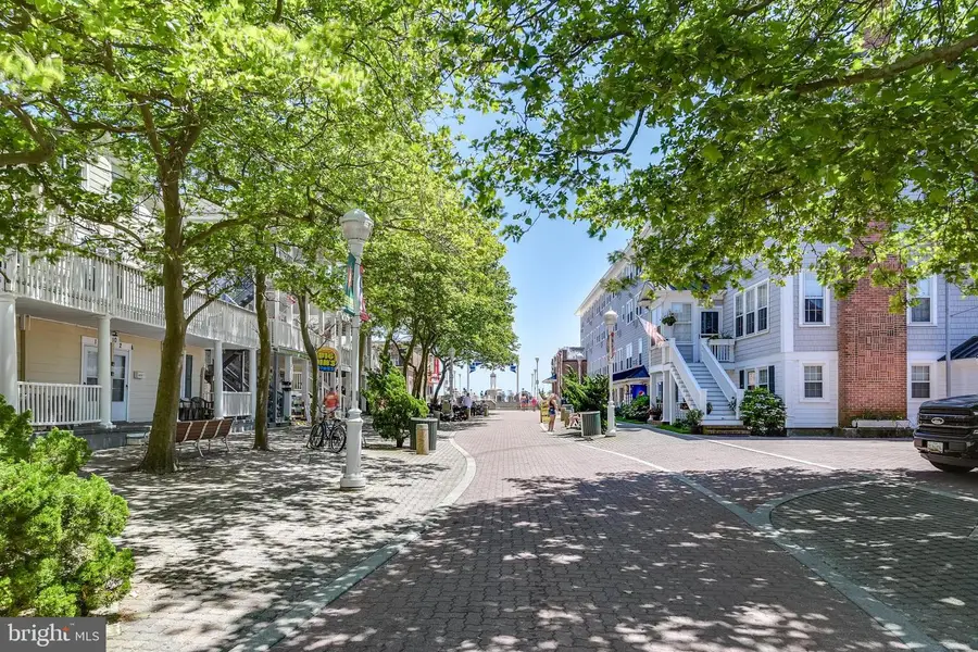 107 Somerset St #102, Ocean City, MD 21842 - Image #2