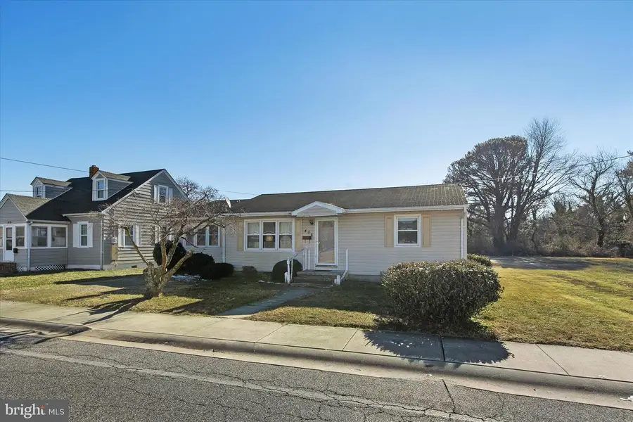 408 Flower St, Berlin, MD 21811 - #3