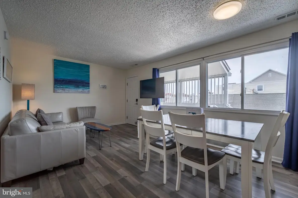 207 8th St #201w, Ocean City, MD 21842 - Image #1