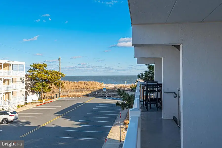 7 124th St #202, Ocean City, MD 21842 - Image #2