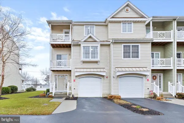 9823 Golf Course Rd #10, OCEAN CITY, MD 21842