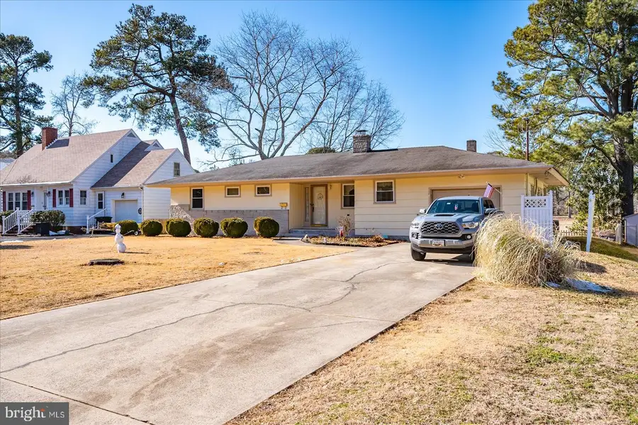 327 Winter Quarters Dr, Pocomoke City, MD 21851 - #2