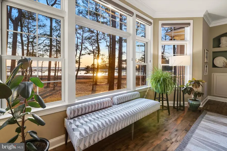 9515 Harbor Lights Dr, Berlin, MD 21811 - #2