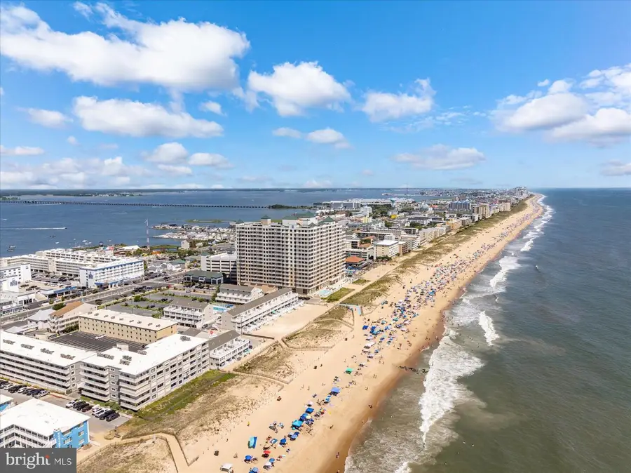 2 48th St #401, Ocean City, MD 21842 - #2