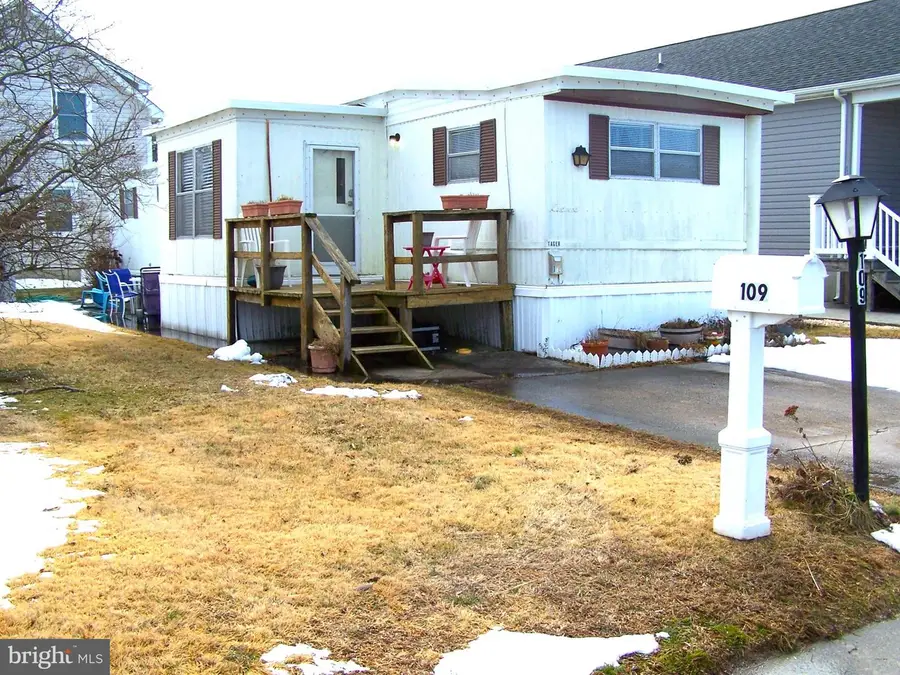 109 Sea Breeze Dr, Ocean City, MD 21842 - #2