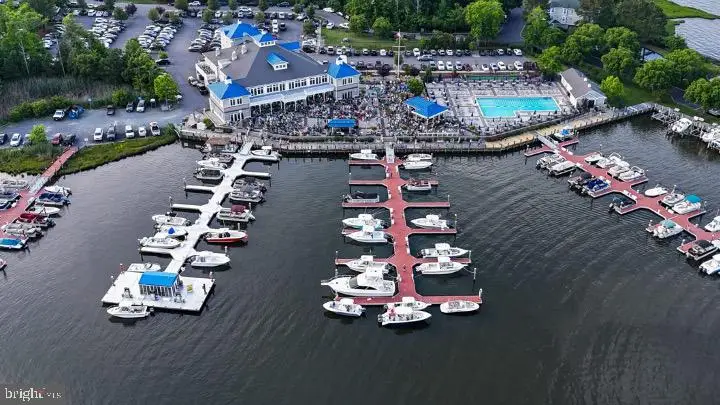 82 Sandyhook Rd, Berlin, MD 21811 - #2