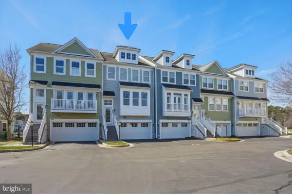 10900 Holystone Ln #402, BERLIN, MD 21811