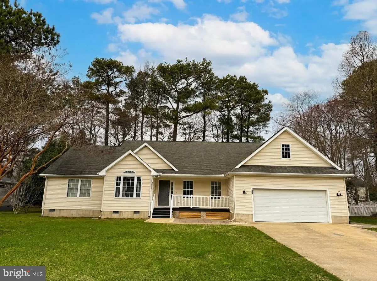 9405 Lake View Dr, Berlin, MD 21811 - #1