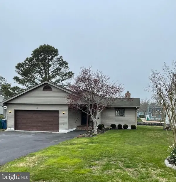 19 Pintail Dr, OCEAN PINES, MD 21811